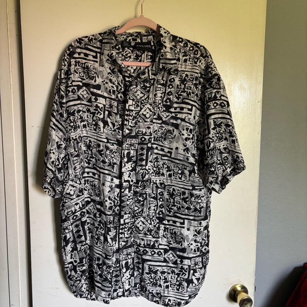 Colore Italia men L 100% silk short sleeve buttonup shirt lightweight blk/white